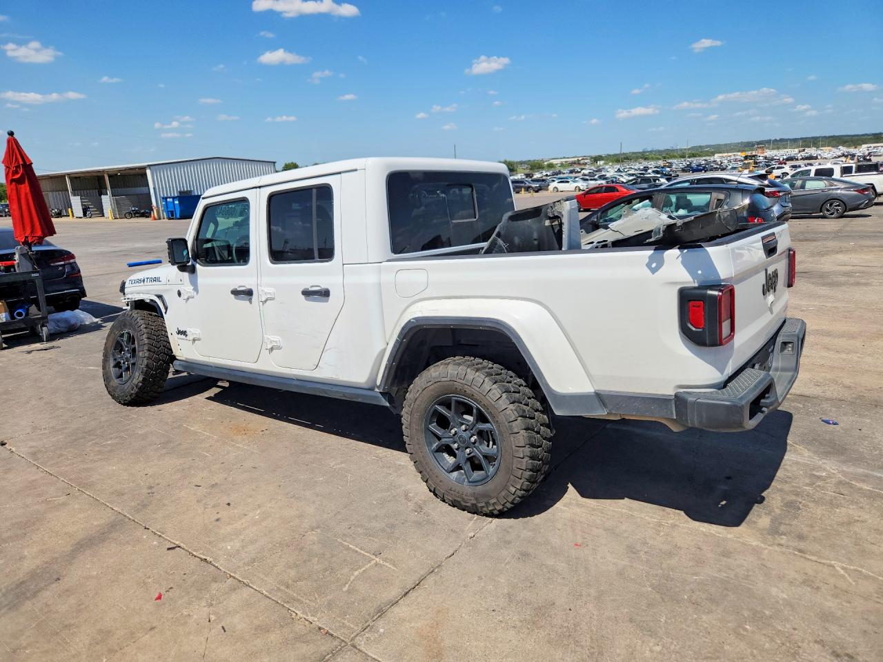 1C6HJTAG7RL133967 · 2024 JEEP GLADIATOR · 2/13
