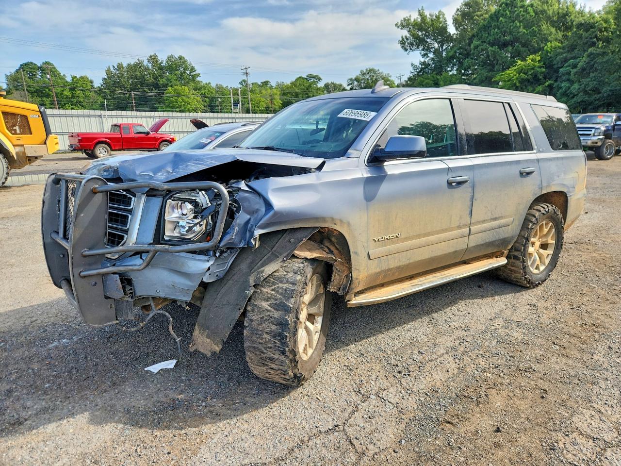 1GKS1BKC6GR208810 · 2016 GMC YUKON