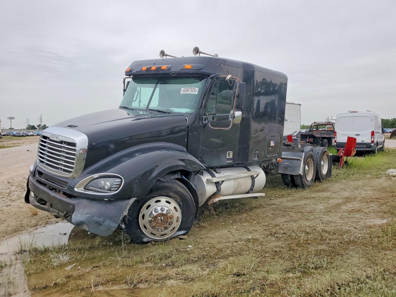 1FUJA6CK27LW13398 · 2007 FREIGHTLINER COLUMBIA 1