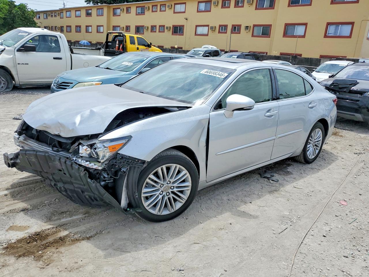 JTHBK1GG5F2209418 · 2015 LEXUS ES