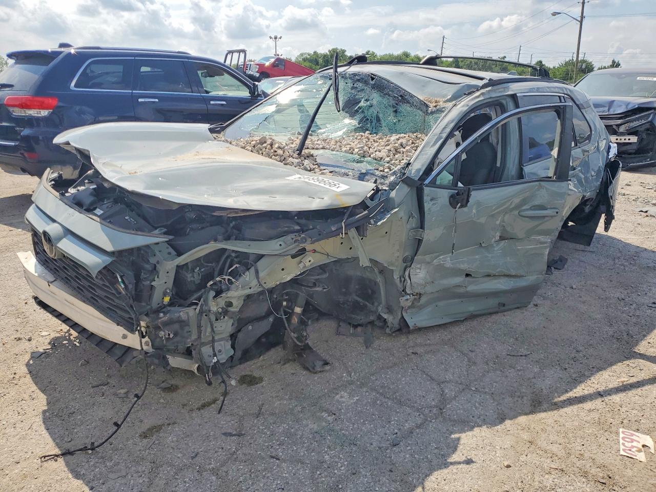 2T3P1RFVXPW340524 · 2023 TOYOTA RAV4