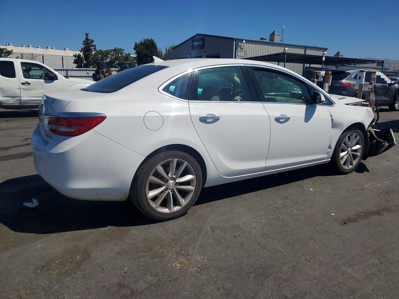 1G4PR5SK5E4233710 · 2014 BUICK VERANO · 3/12