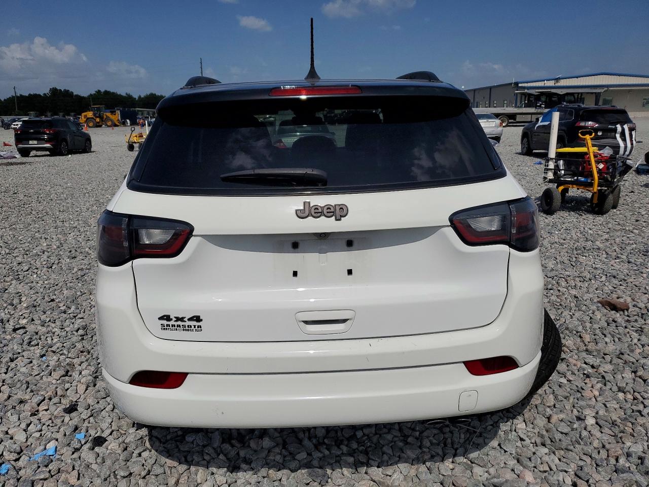 3C4NJDCB1NT228445 · 2022 JEEP COMPASS · 6/12