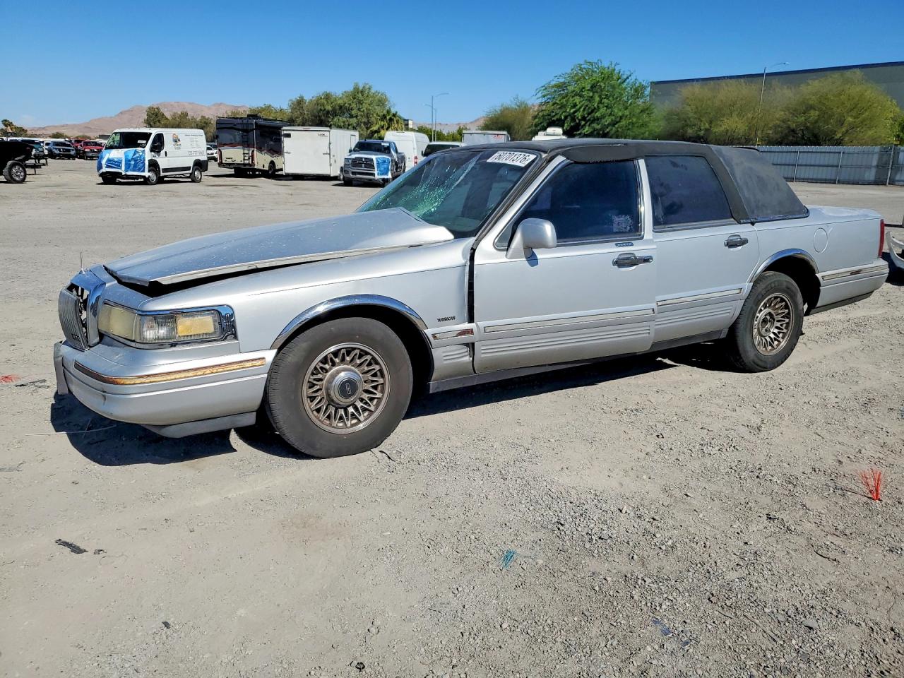 1995 LINCOLN TOWN CAR