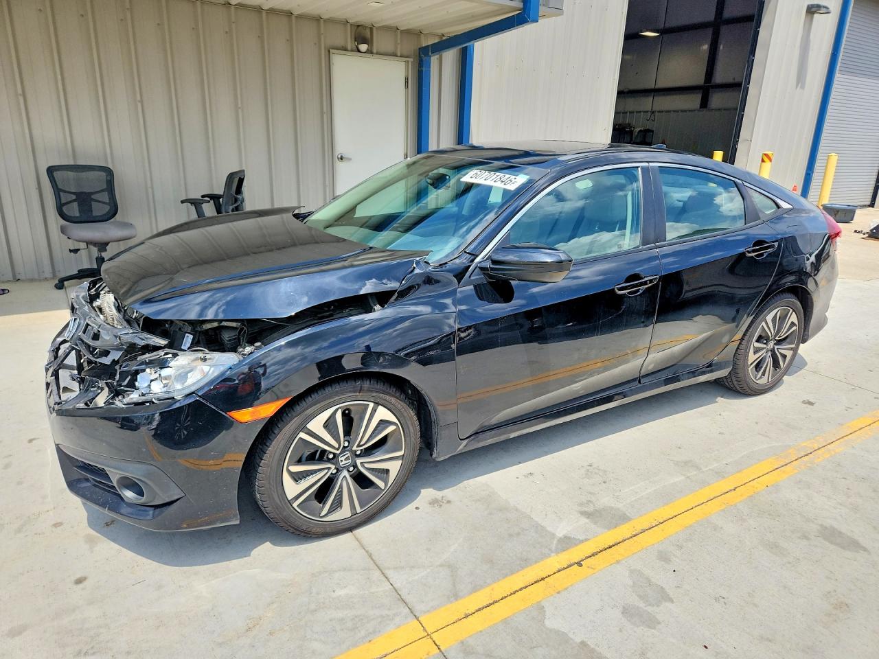 19XFC1F75GE038269 · 2016 HONDA CIVIC