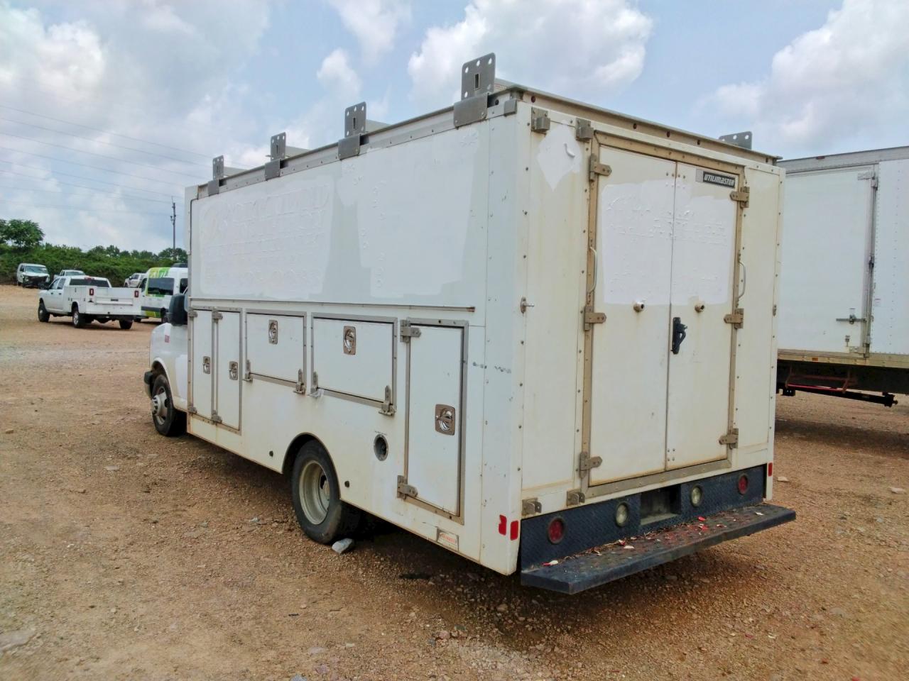 1GB3GSCG3G1176739 · 2016 CHEVROLET EXPRESS G3500 · 2/13