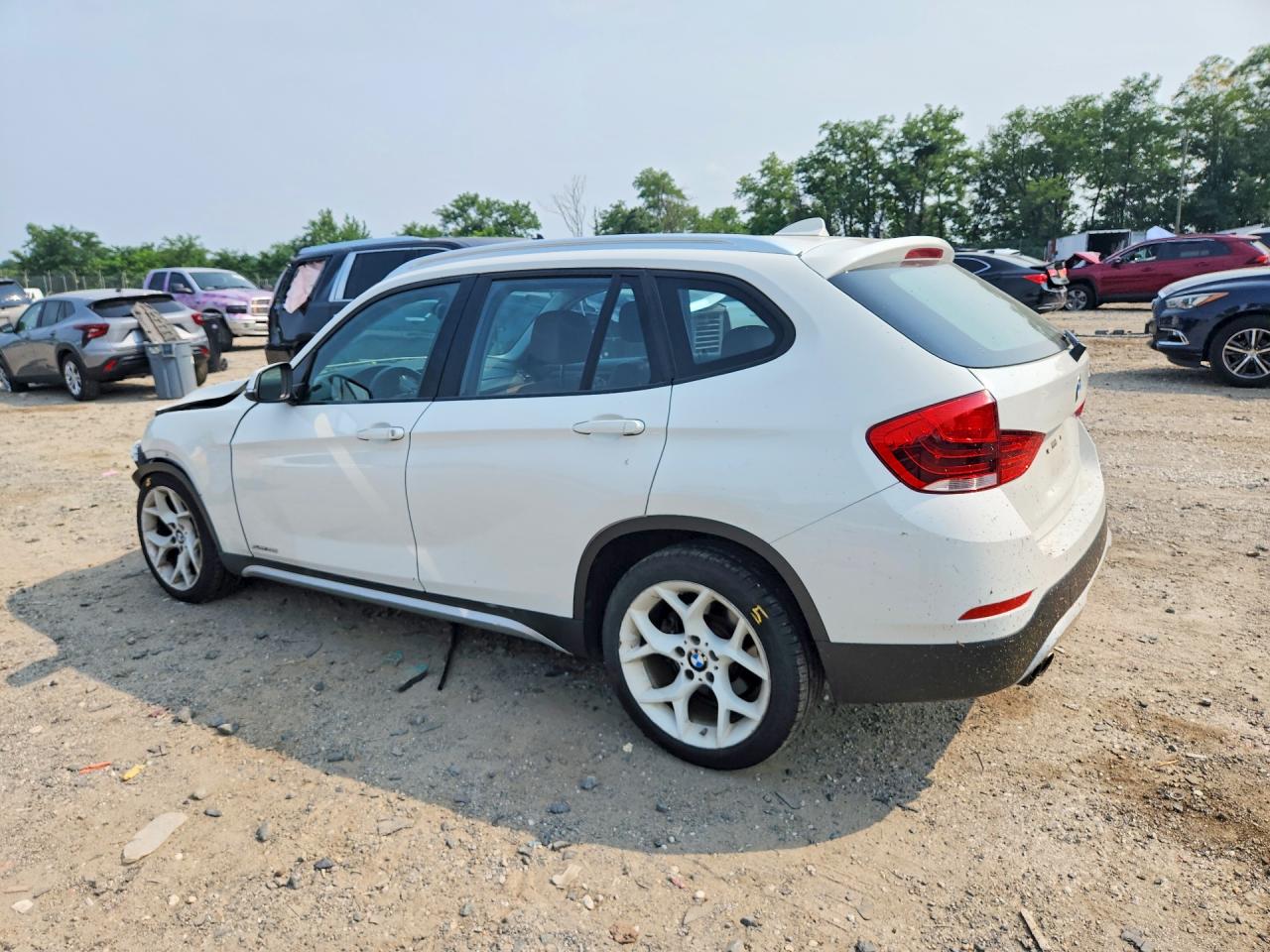 WBAVL1C59EVR94326 · 2014 BMW X1 · 2/12
