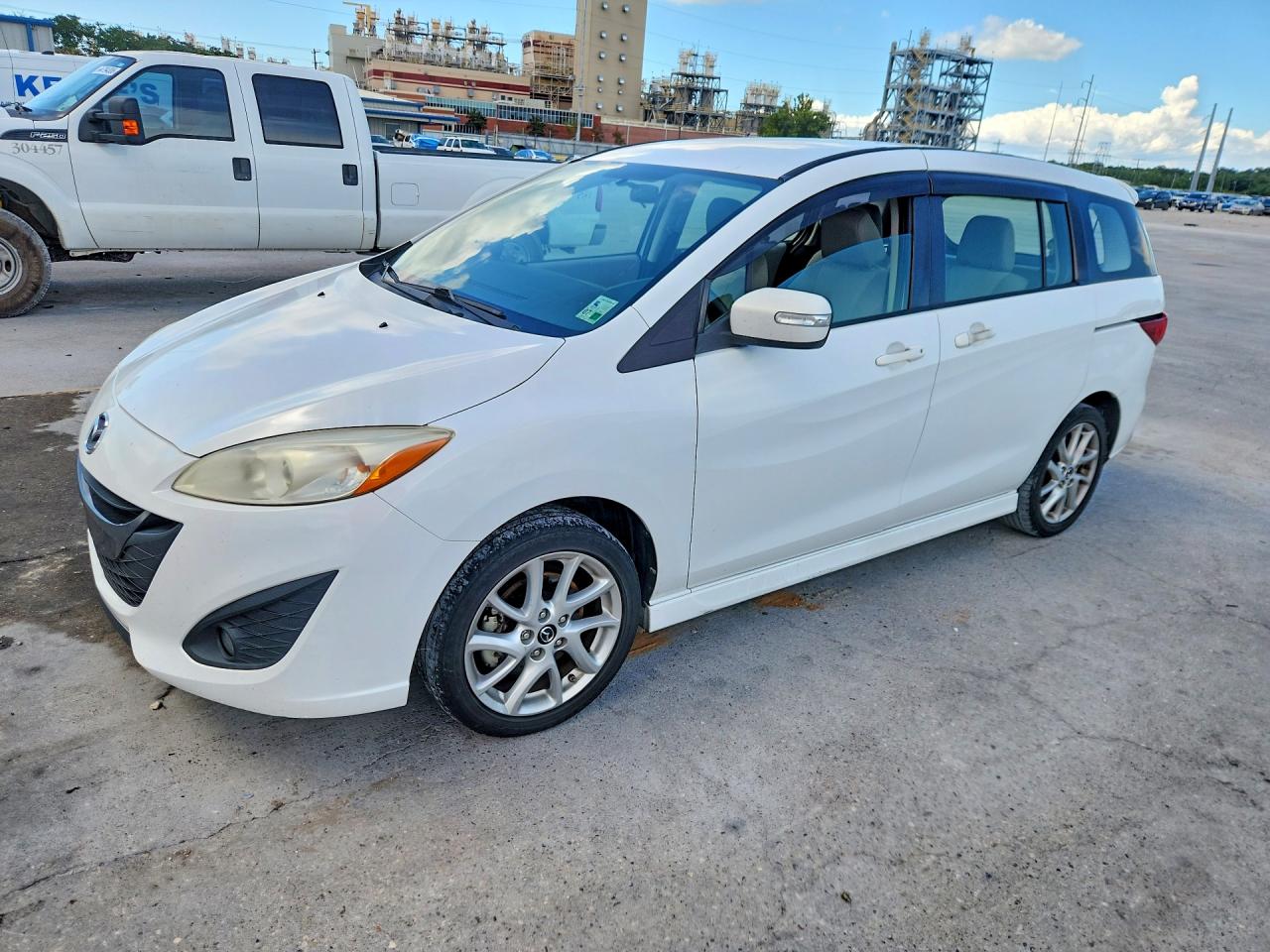 JM1CW2CL5D0153105 · 2013 MAZDA 5