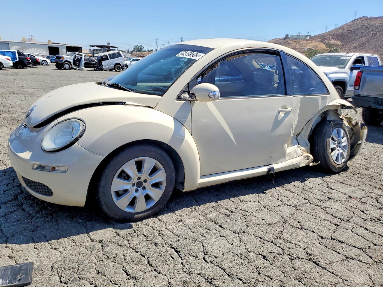 3VWPW31C88M513980 · 2008 VOLKSWAGEN NEW BEETLE