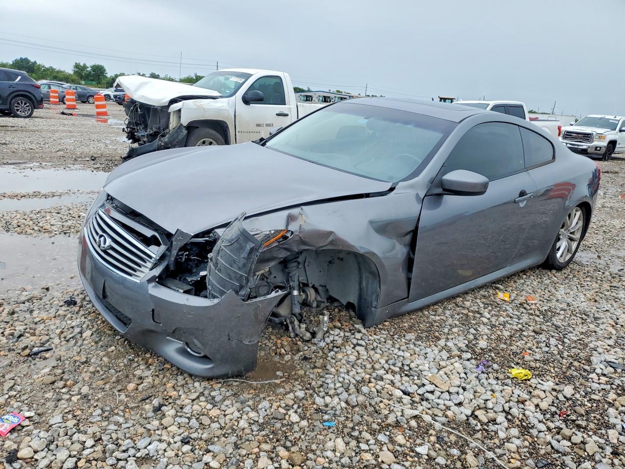 JN1CV6EK0EM110805 · 2014 INFINITI Q60 COUPE