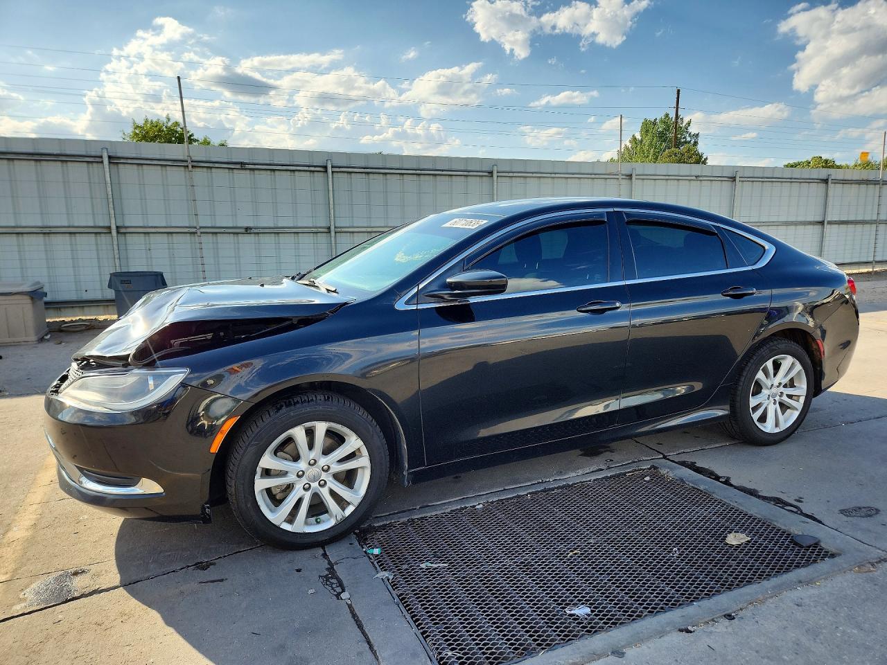 1C3CCCAB8GN112567 · 2016 CHRYSLER 200