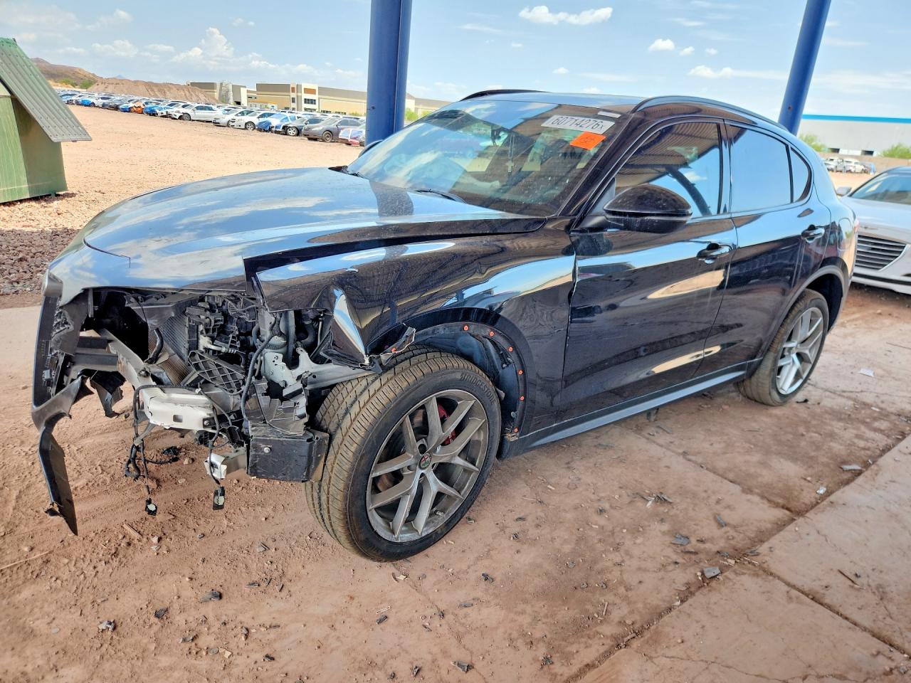 ZASFAKNN5J7C00380 · 2018 ALFA ROMEO STELVIO