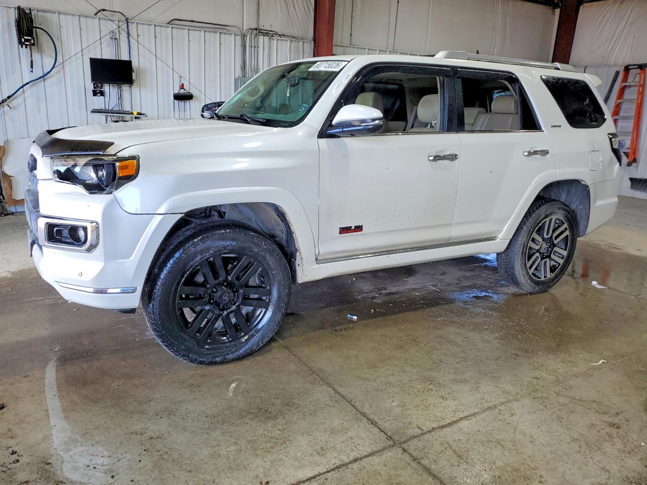 JTEBU5JR9F5212393 · 2015 TOYOTA 4RUNNER