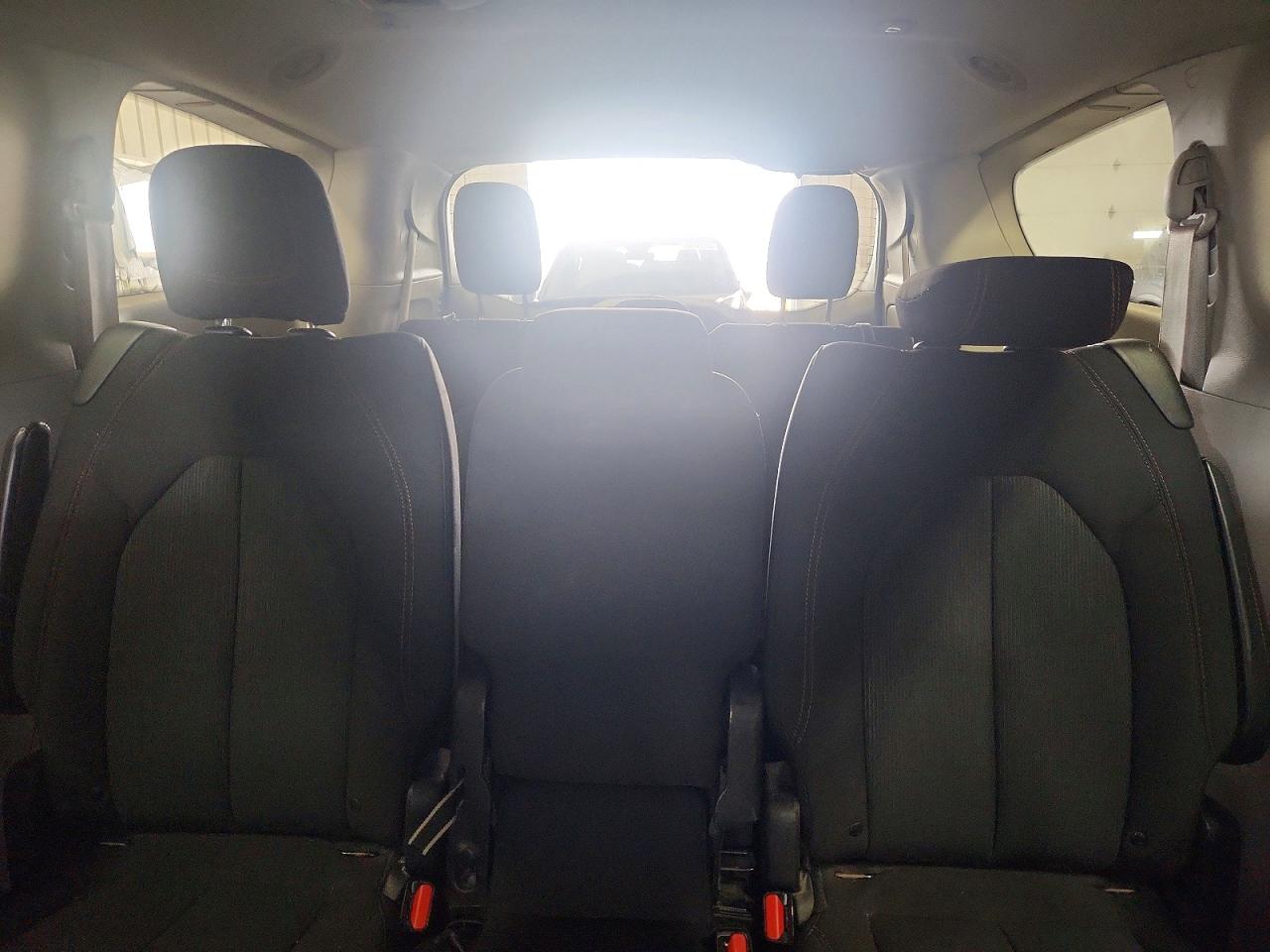 2C4RC1DG4HR514303 · 2017 CHRYSLER PACIFICA · 10/14