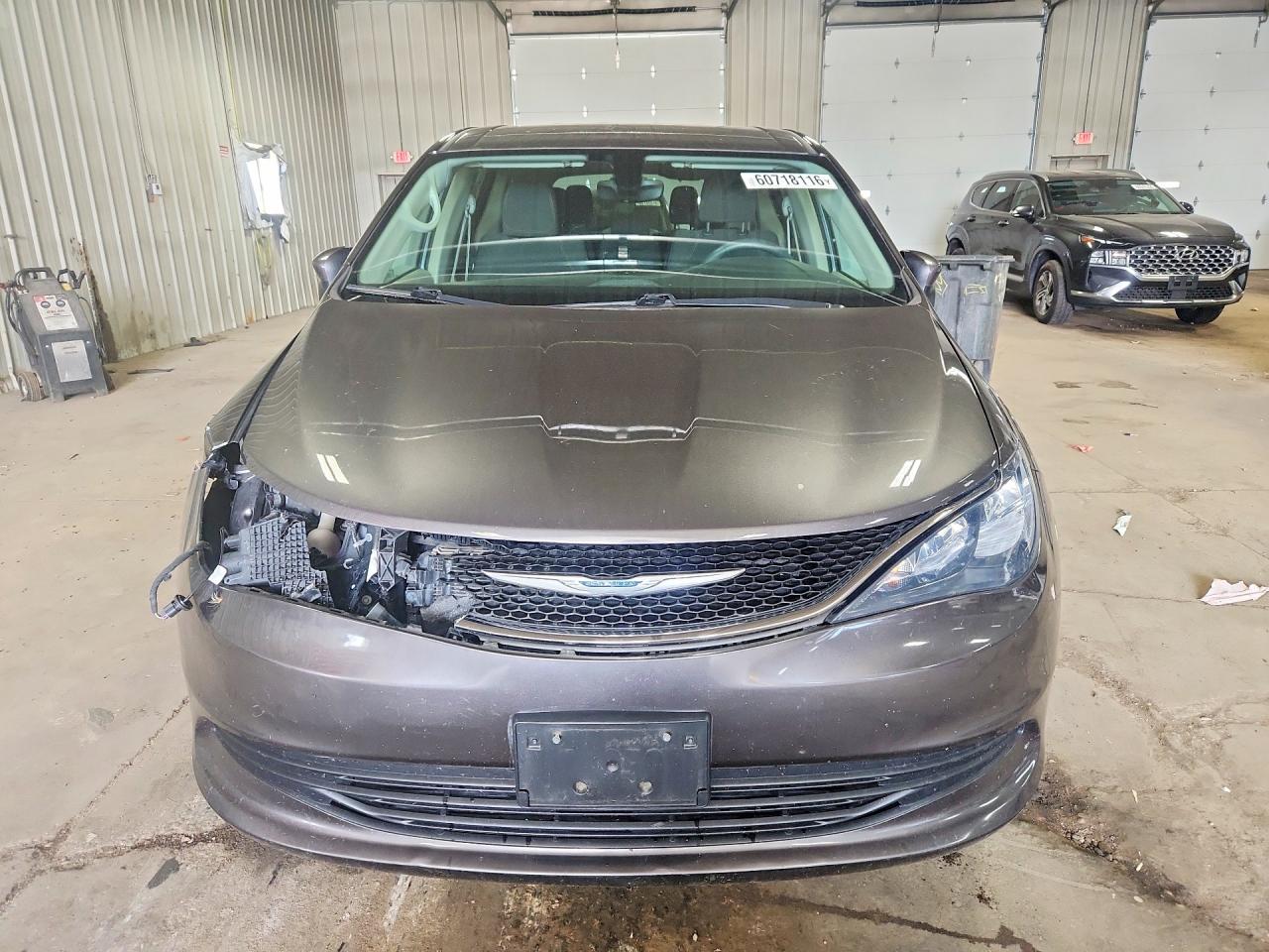 2C4RC1DG4HR514303 · 2017 CHRYSLER PACIFICA · 5/14