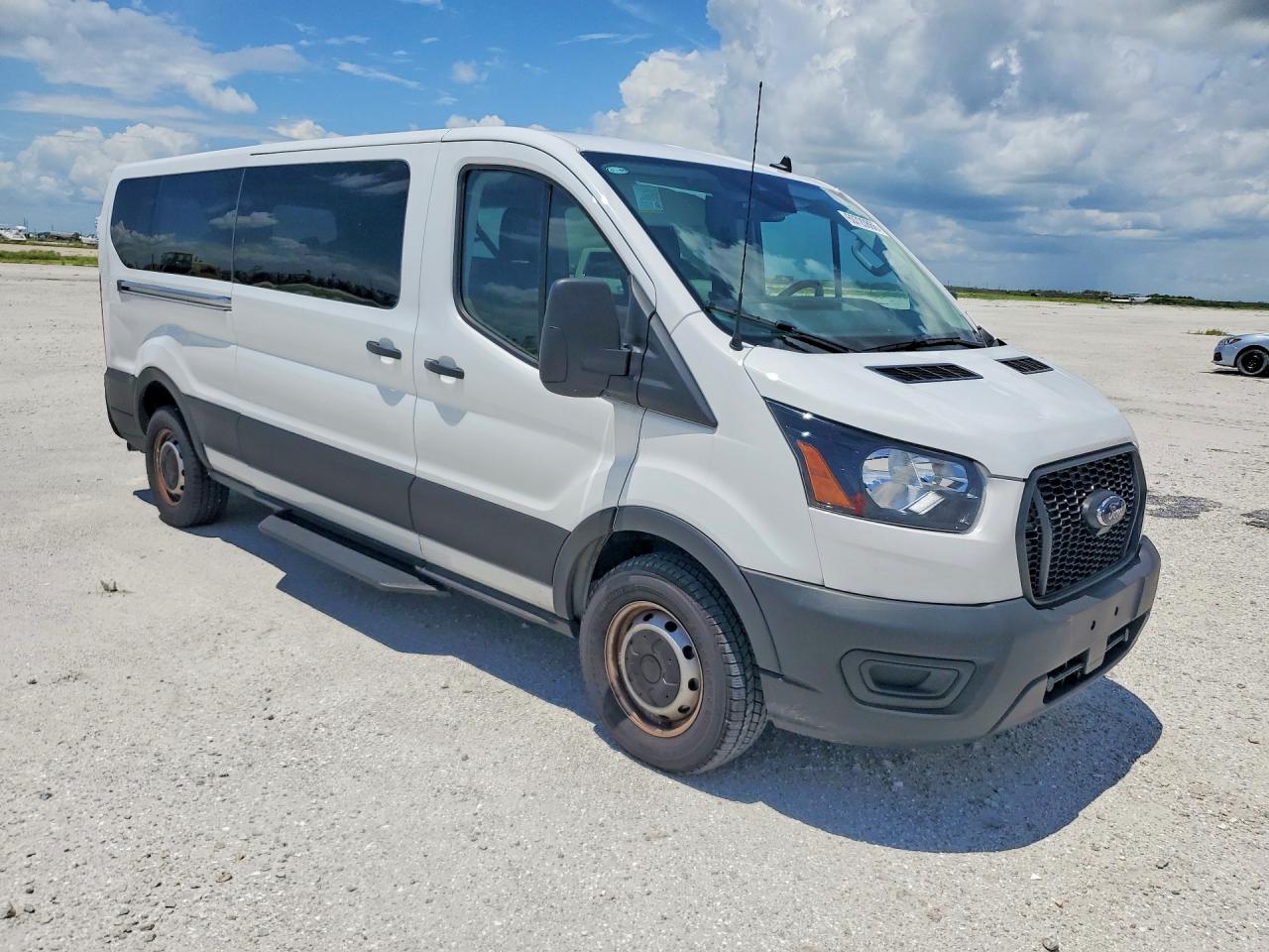 1FBAX2Y84SKA08636 · 2025 FORD TRANSIT · 4/13