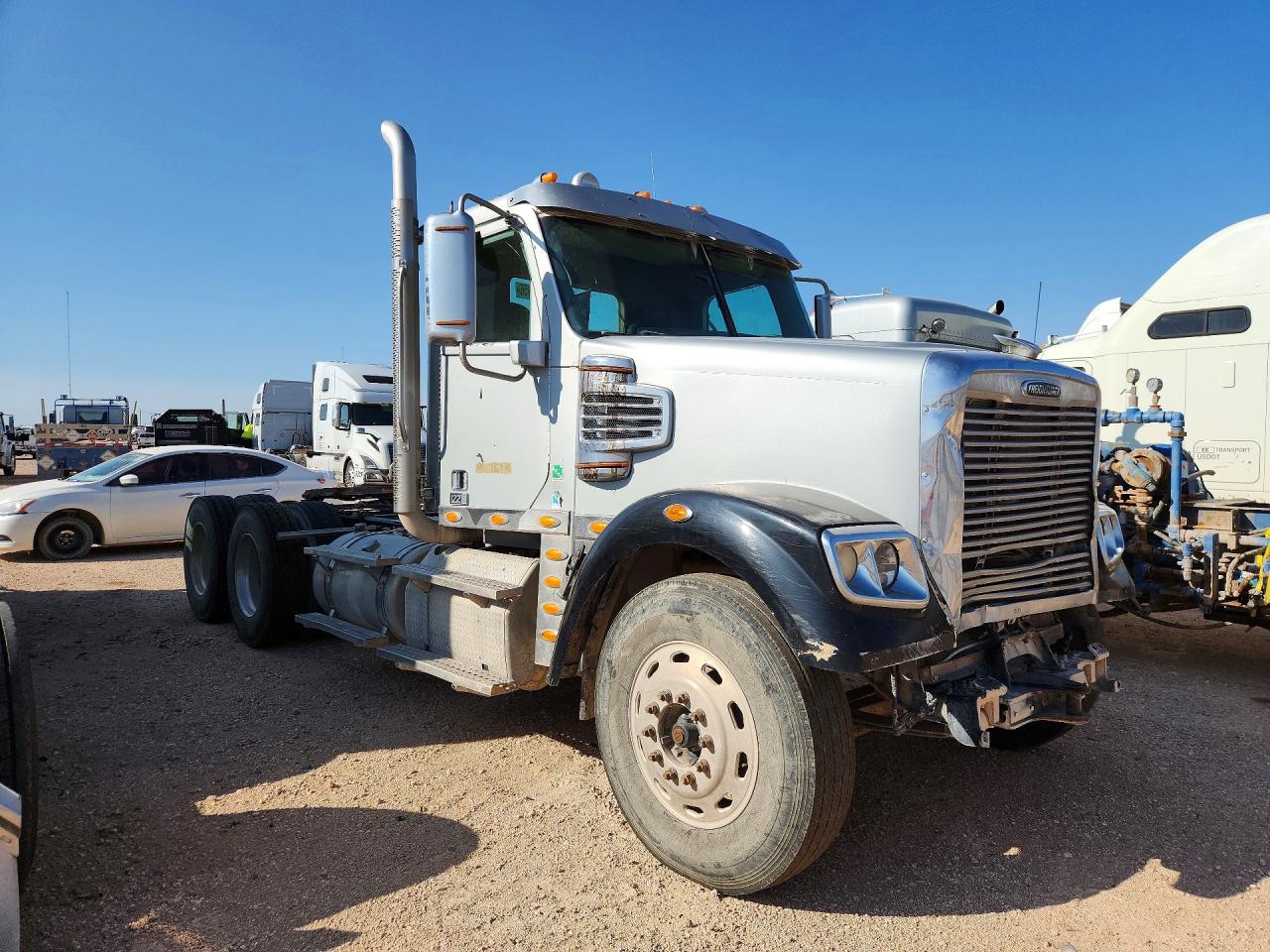 3AKJGNBG5FDGN1157 · 2015 FREIGHTLINER 122SD · 4/12