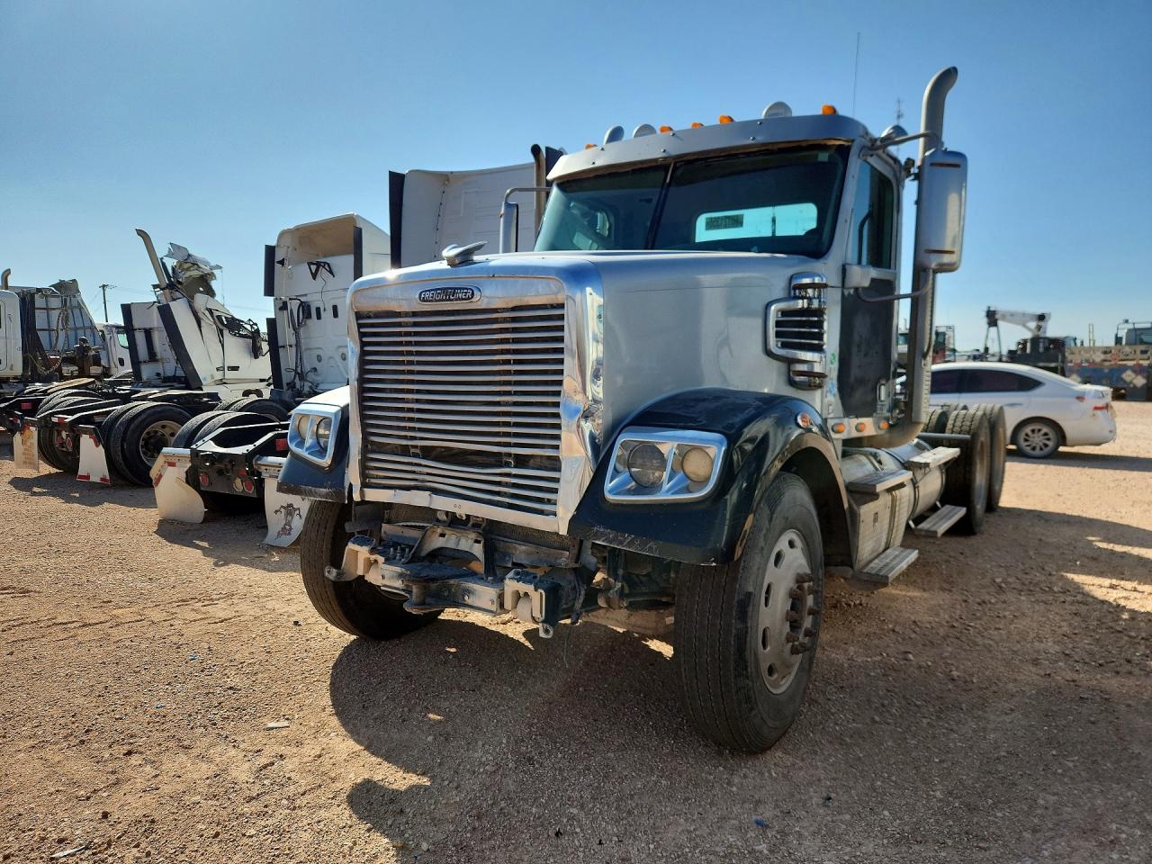 2015 FREIGHTLINER 122SD