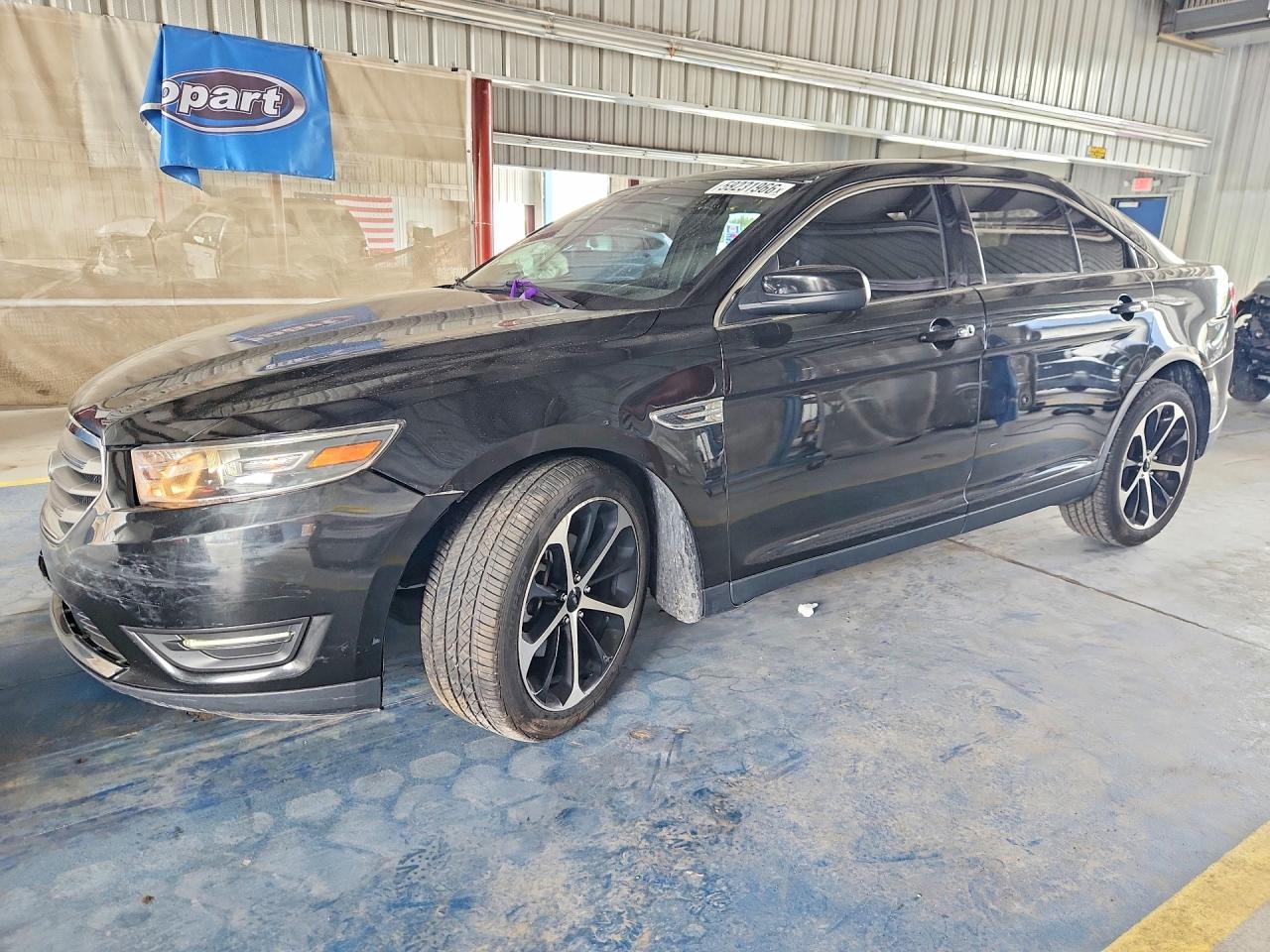 1FAHP2E80FG118077 · 2015 FORD TAURUS
