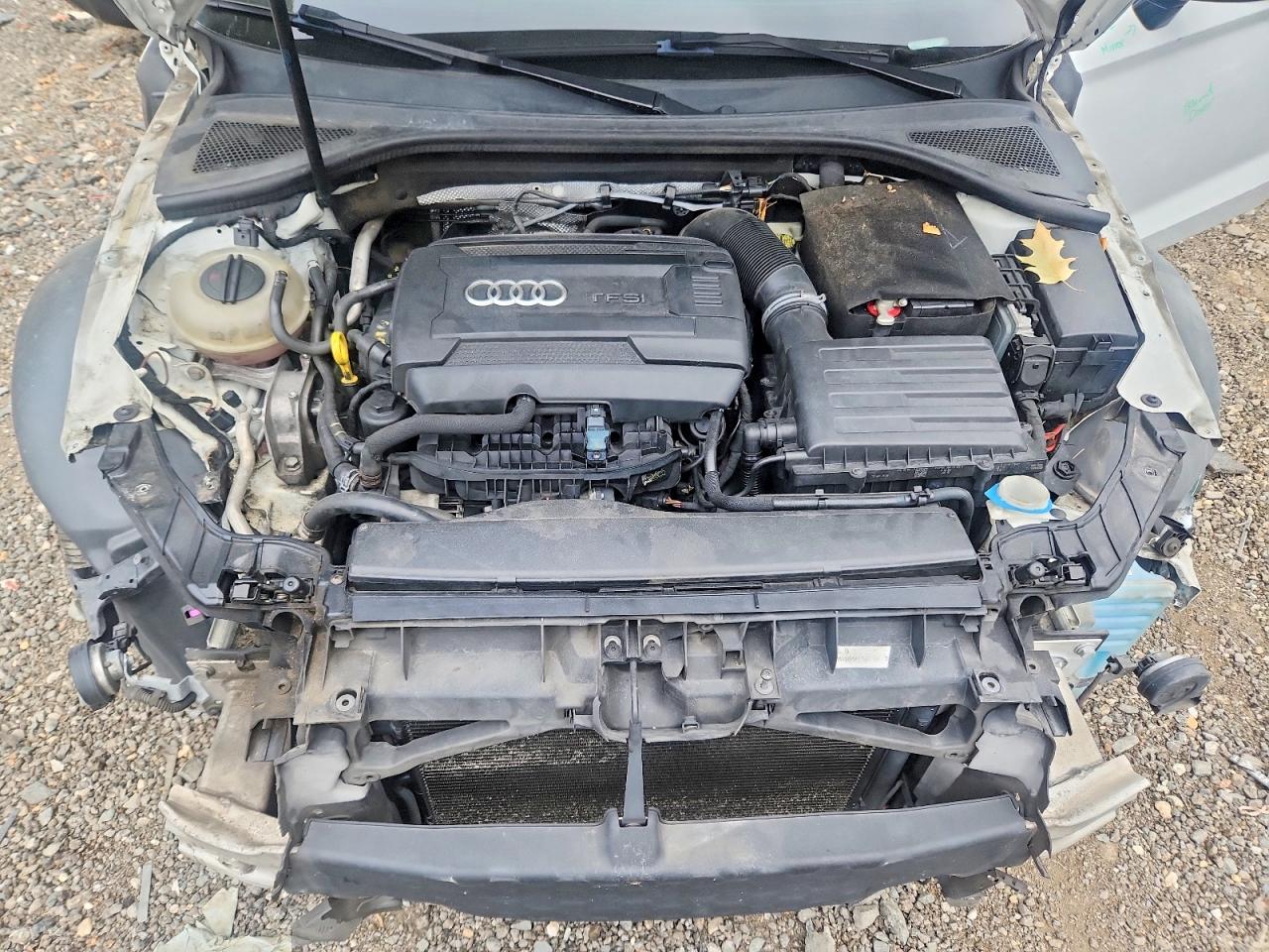 WAUACGFF8F1094984 · 2015 AUDI A3 · 11/13