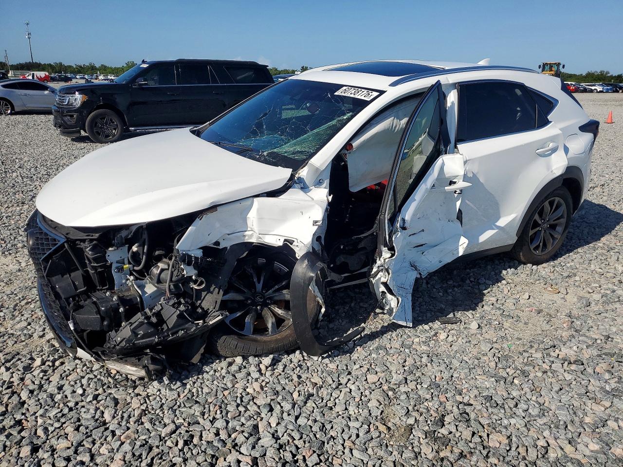 JTJYARBZXK2118318 · 2019 LEXUS NX 300