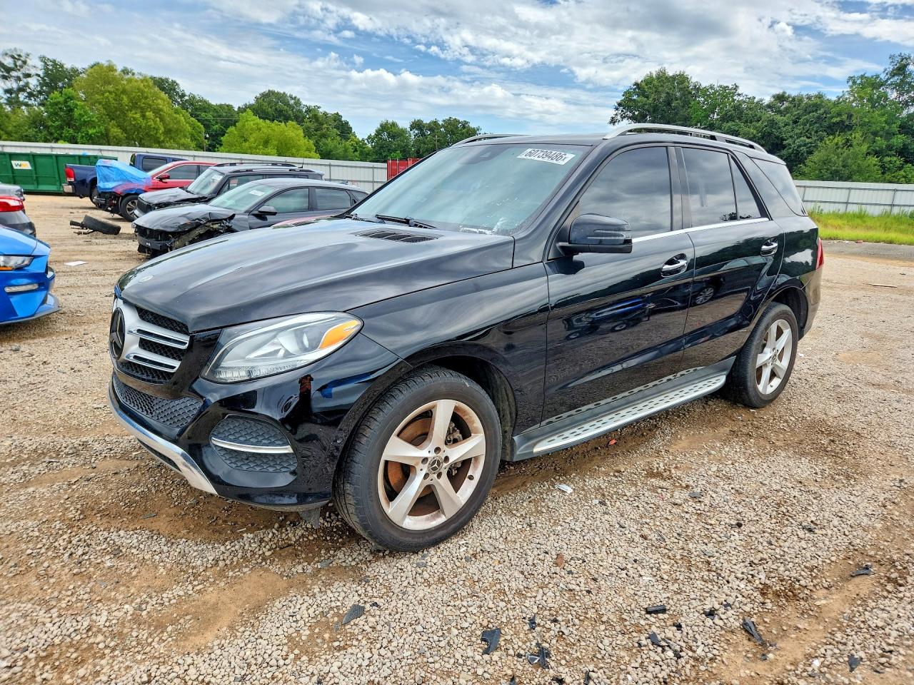 4JGDA5JB0HA964269 · 2017 MERCEDES-BENZ GLE