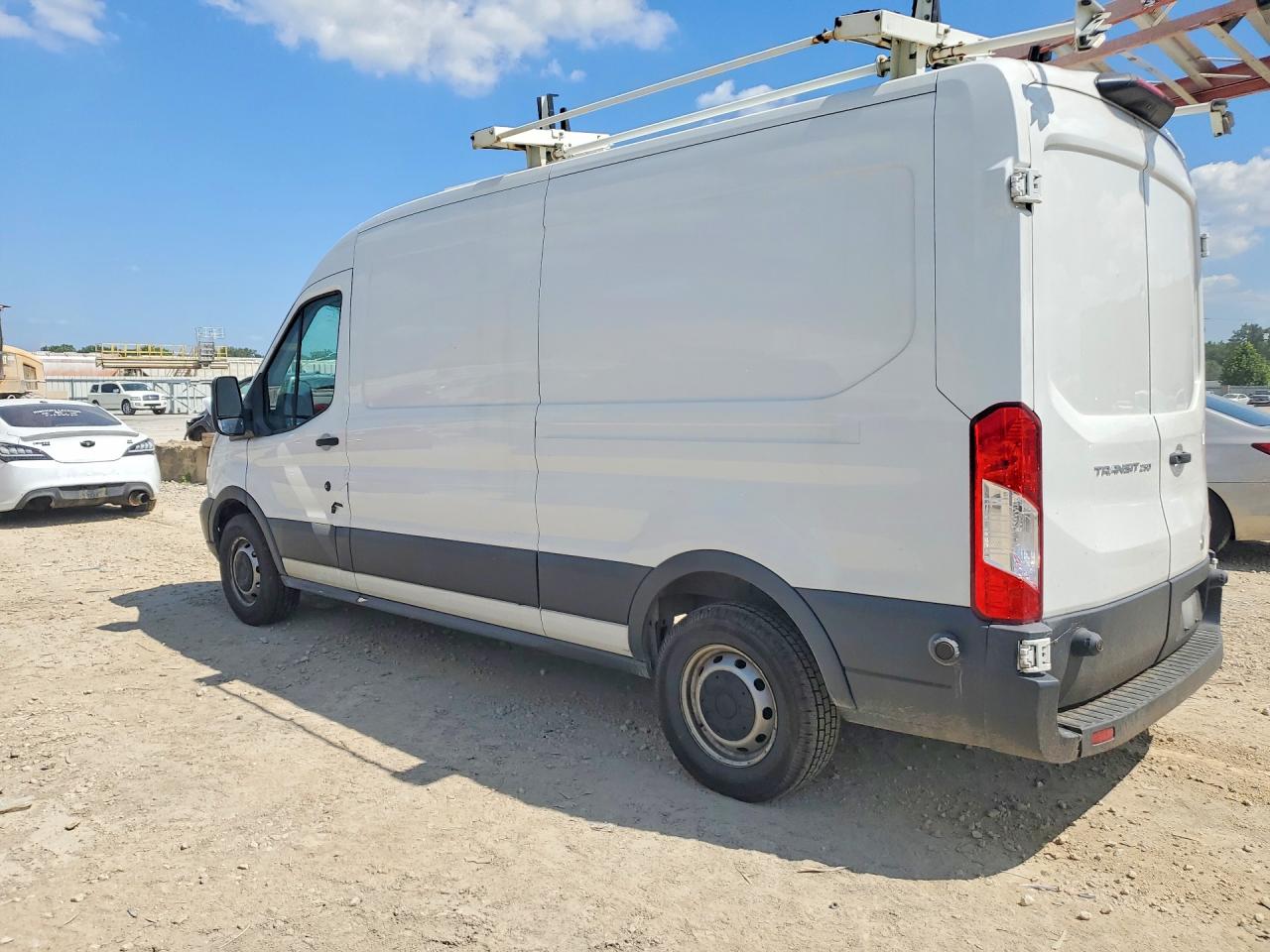 1FTYR2CM3JKA47502 · 2018 FORD TRANSIT · 2/13