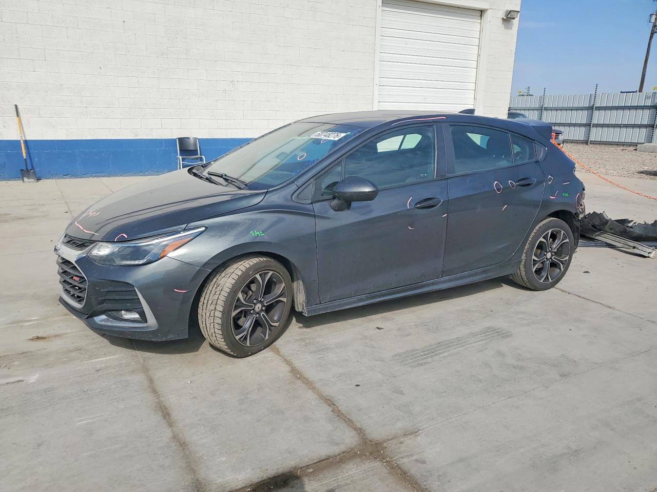 3G1BE6SMXKS605712 · 2019 CHEVROLET CRUZE