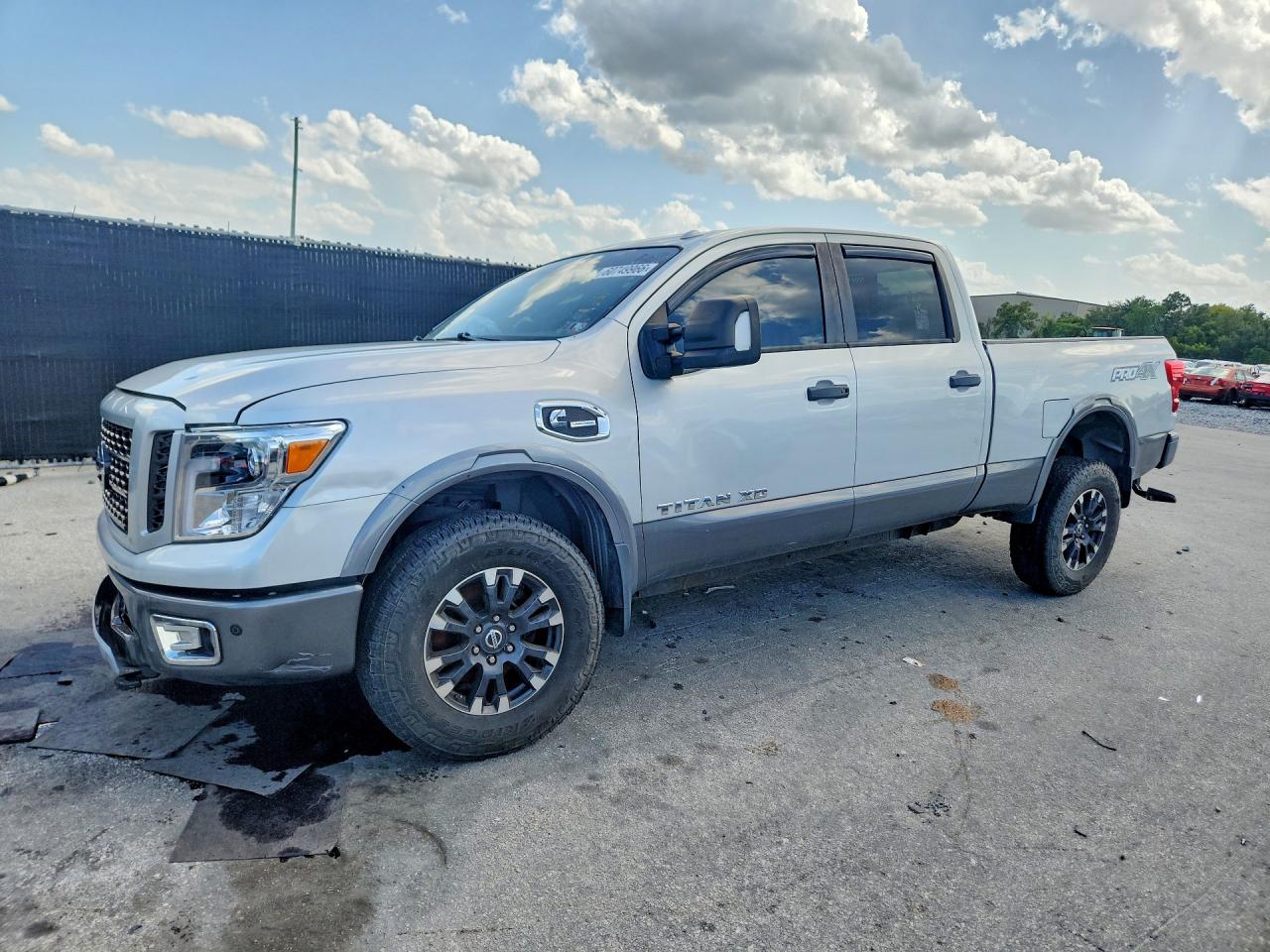 1N6BA1F41KN510589 · 2019 NISSAN TITAN XD