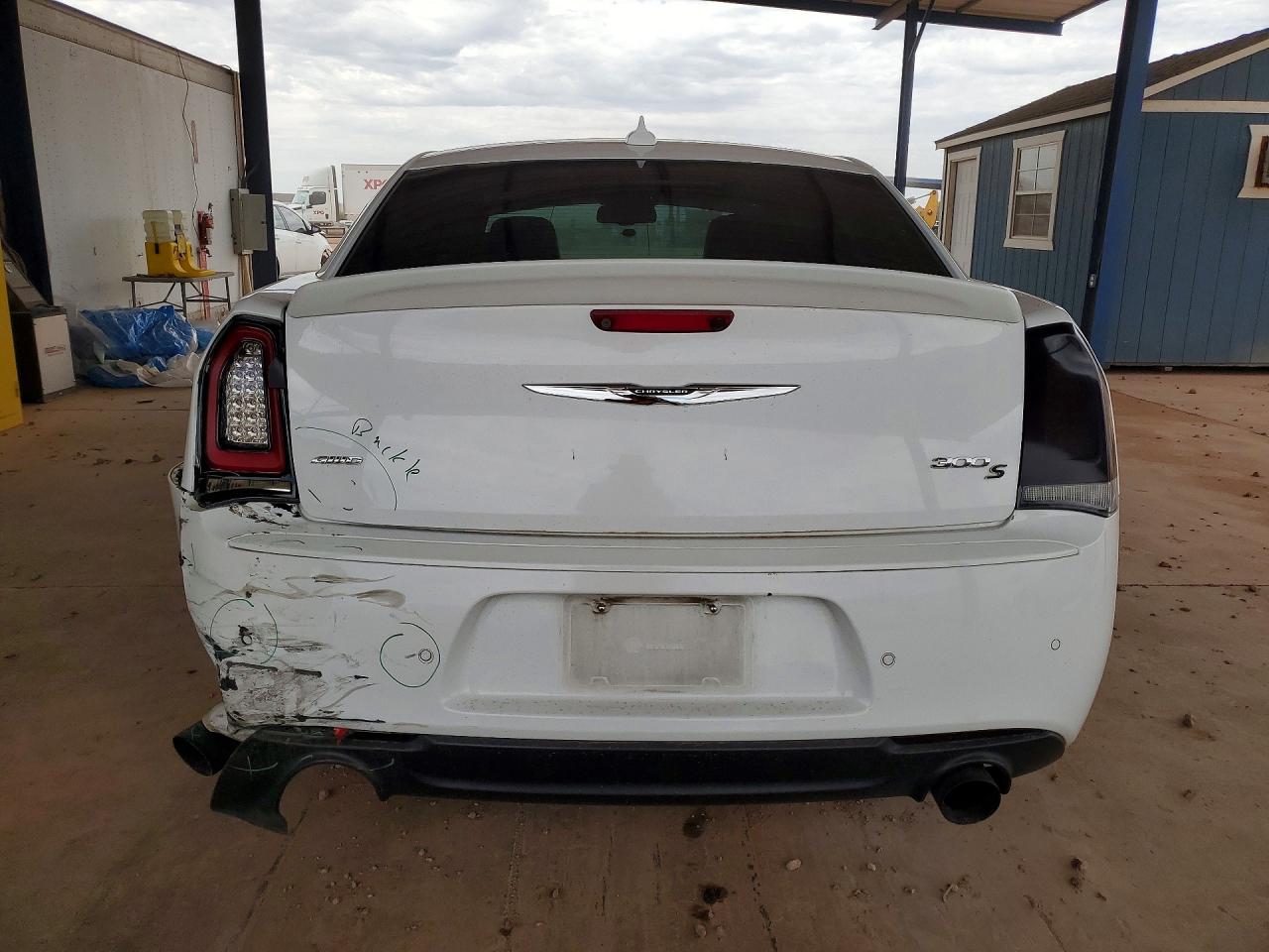 2C3CCAGG1GH298744 · 2016 CHRYSLER 300 · 6/12