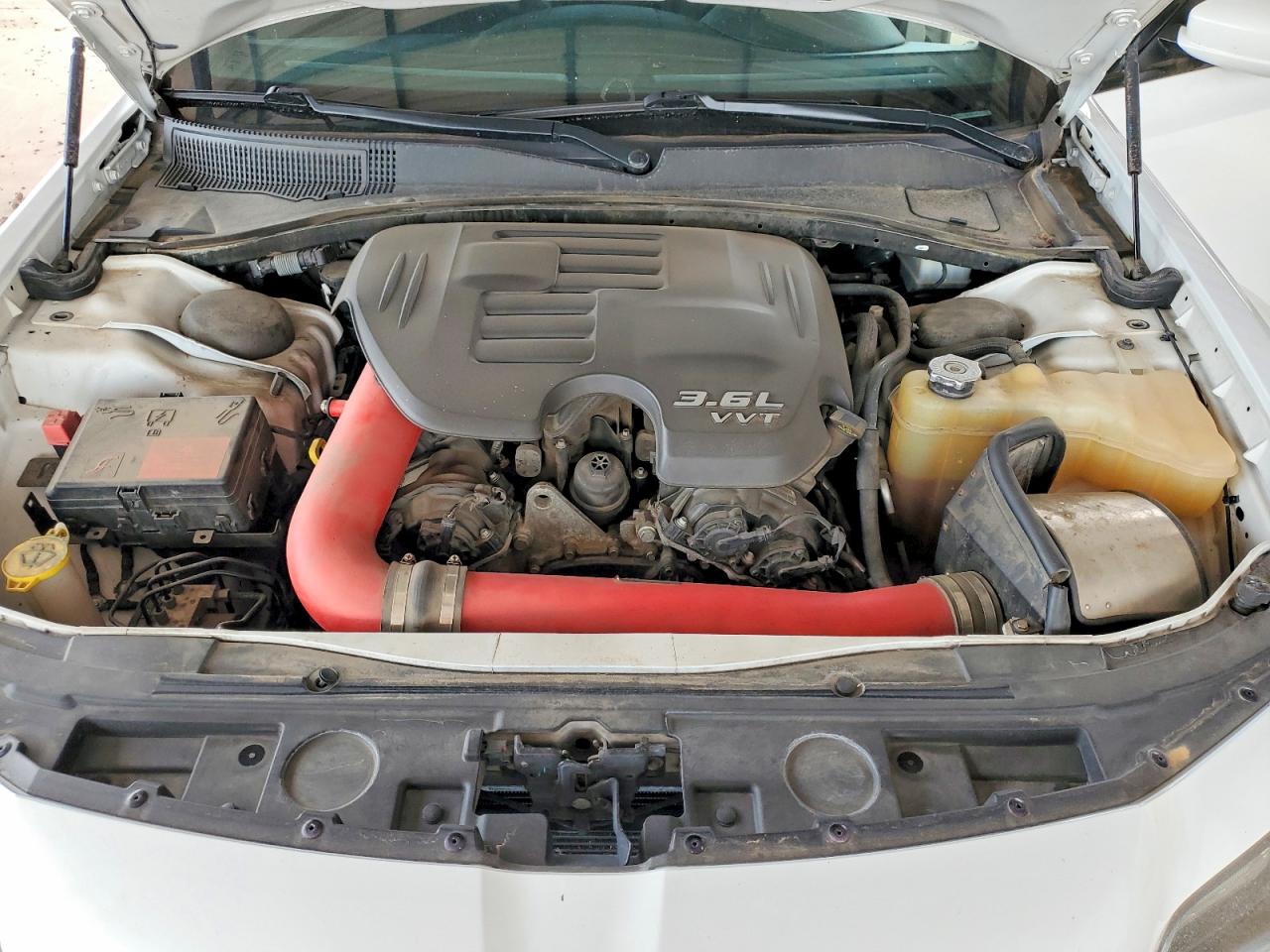 2C3CCAGG1GH298744 · 2016 CHRYSLER 300 · 11/12