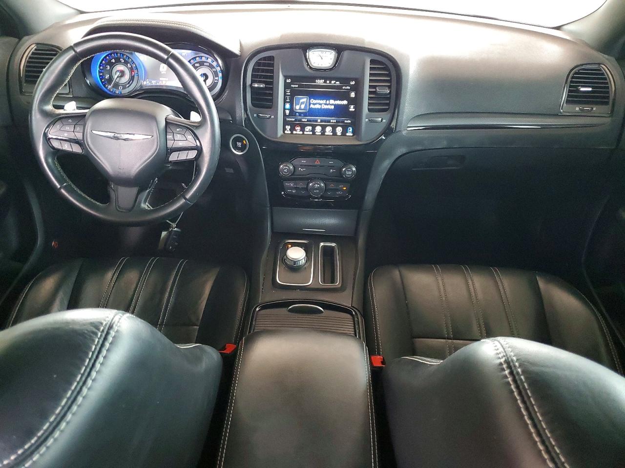 2C3CCAGG1GH298744 · 2016 CHRYSLER 300 · 8/12