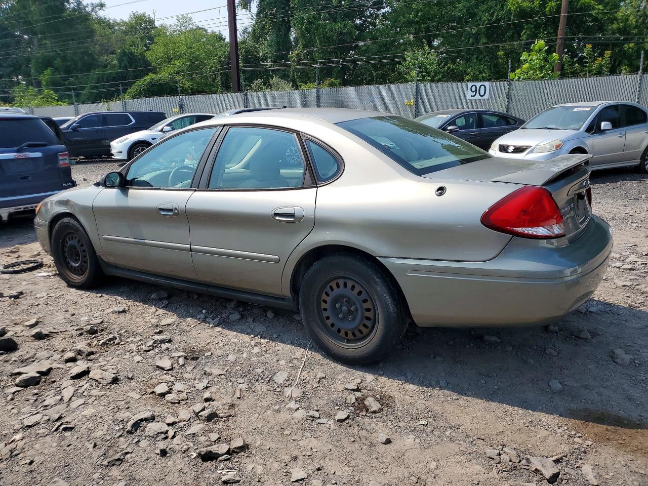 1FAFP53254A204234 · 2004 FORD TAURUS · 2/12