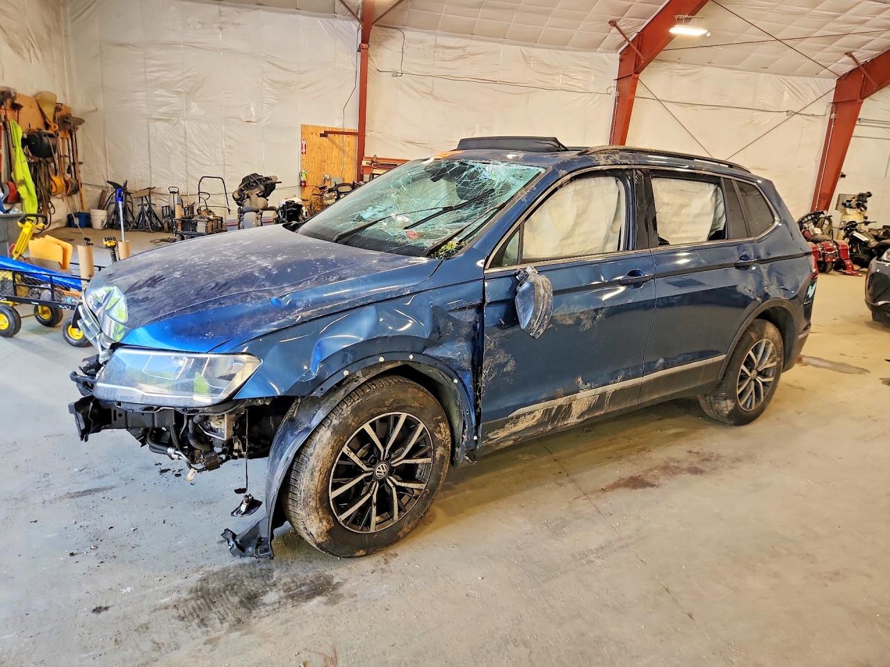3VV2B7AX3LM134608 · 2020 VOLKSWAGEN TIGUAN