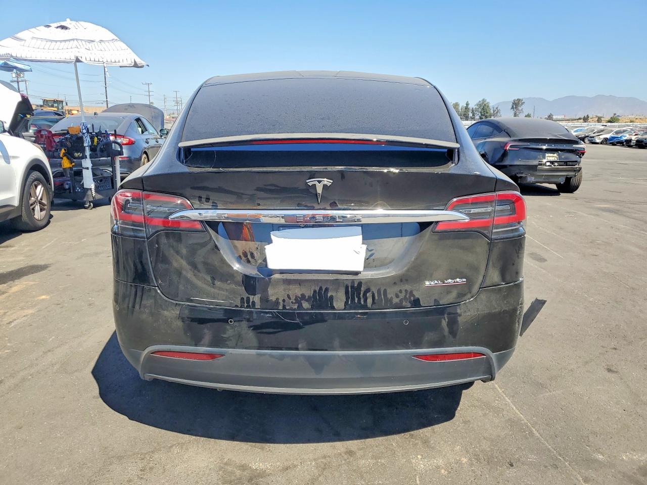 5YJXCDE47LF304537 · 2020 TESLA MODEL X · 6/13