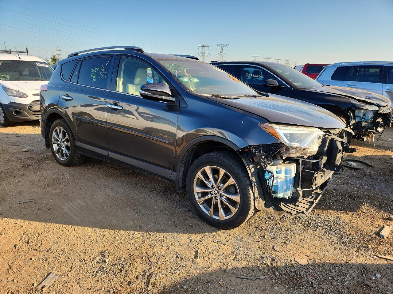 JTMDFREV9JD253899 · 2018 TOYOTA RAV4 · 4/13