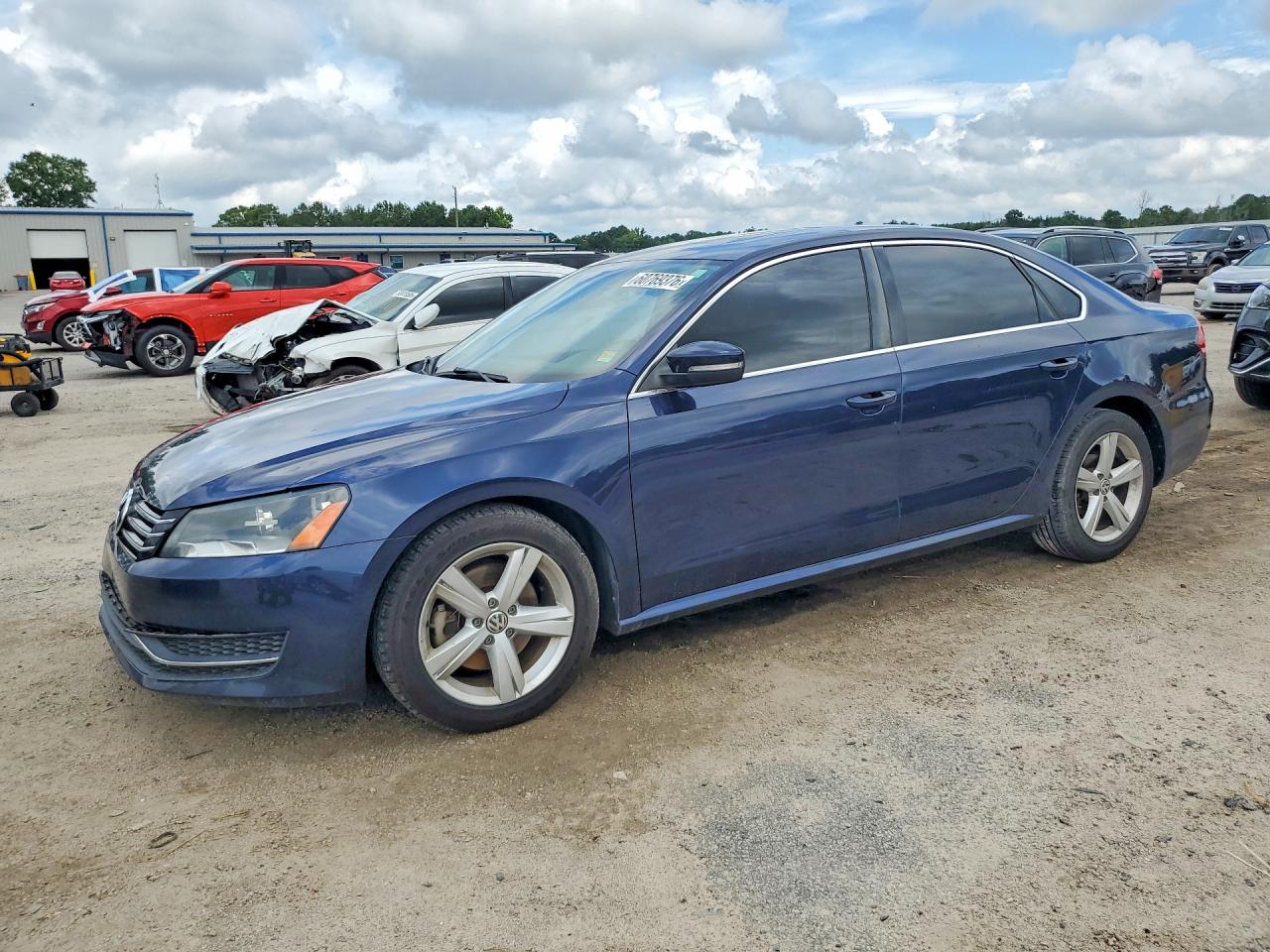 1VWBH7A38DC140401 · 2013 VOLKSWAGEN PASSAT