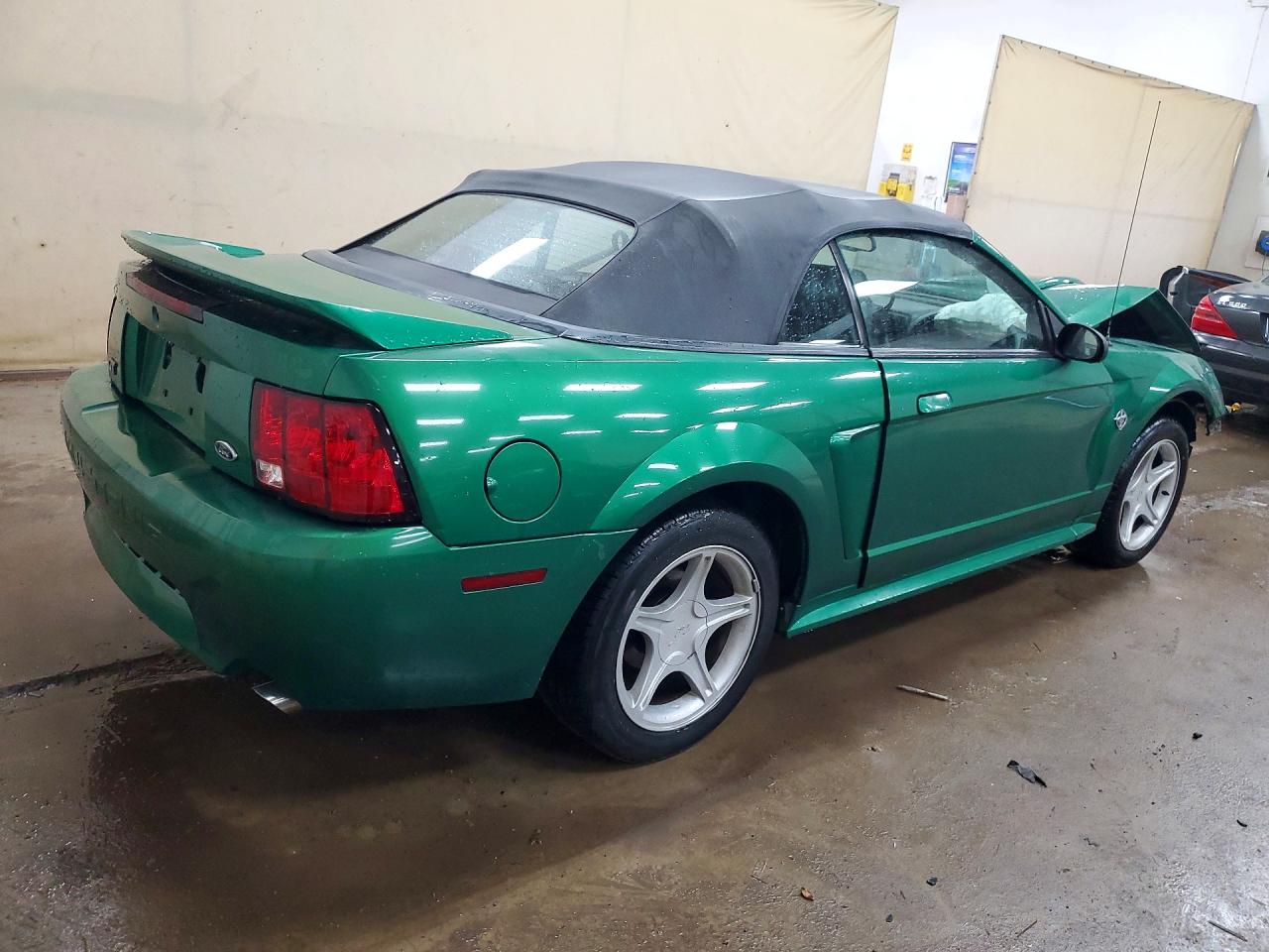 1FAFP45X4XF211945 · 1999 FORD MUSTANG · 3/13