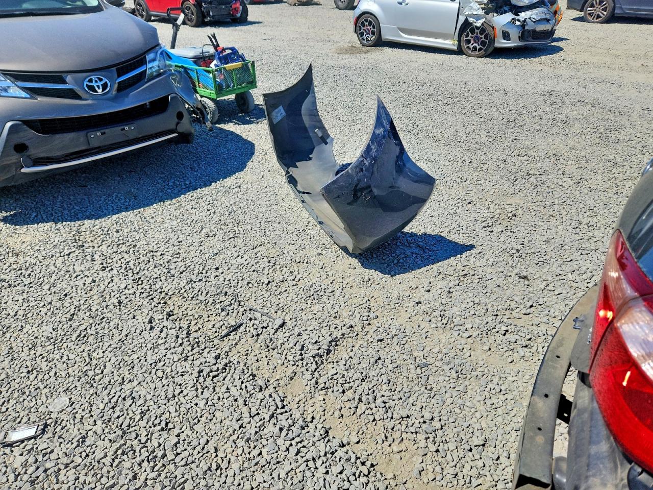 5YFBURHE9JP749677 · 2018 TOYOTA COROLLA · 12/13