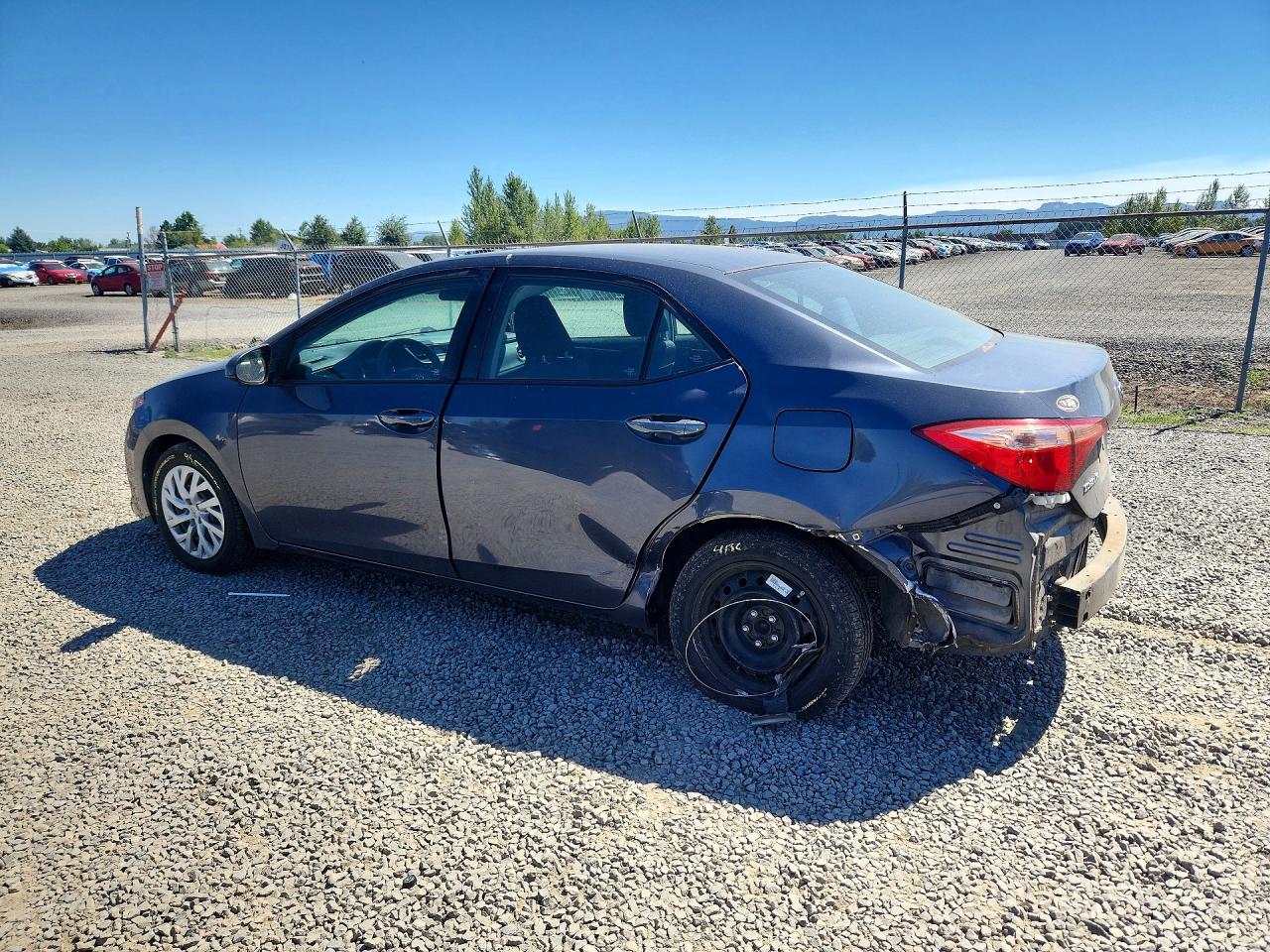 5YFBURHE9JP749677 · 2018 TOYOTA COROLLA · 2/13