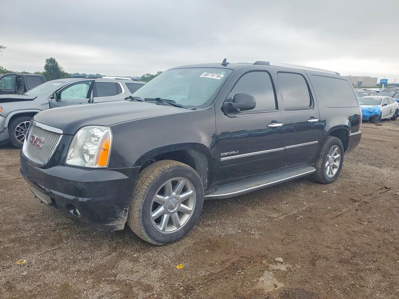 1GKS1MEF9DR105118 · 2013 GMC YUKON XL