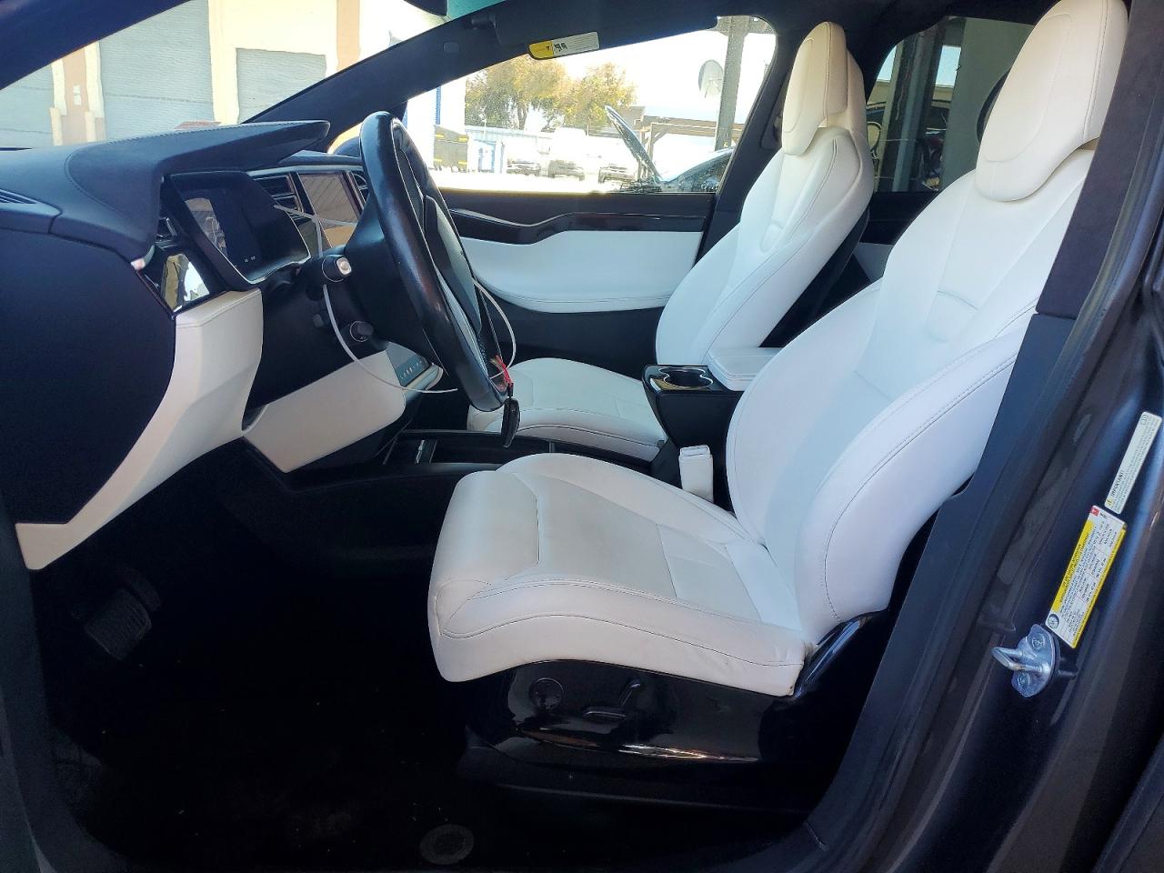5YJXCBE27HF044392 · 2017 TESLA MODEL X · 7/14