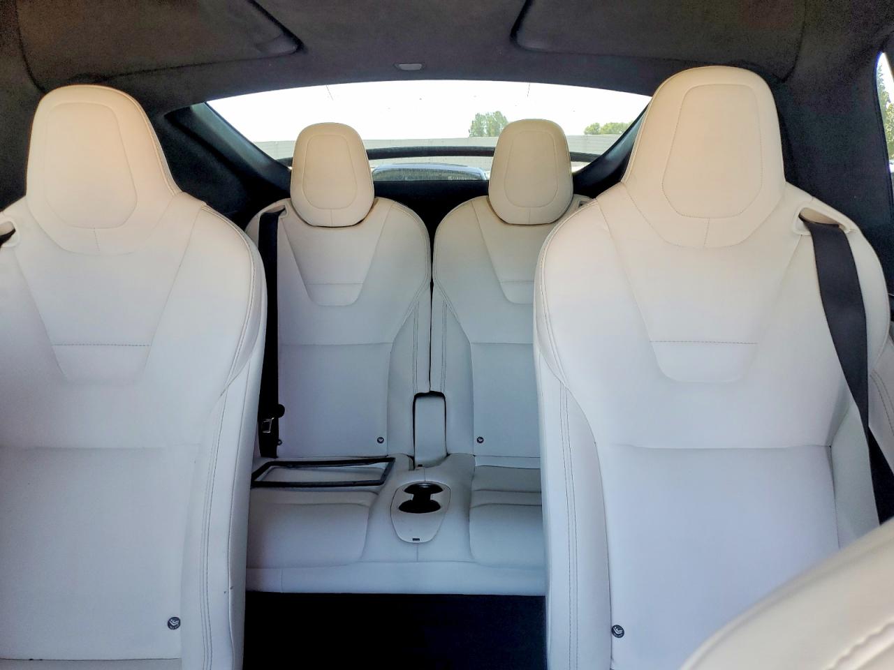 5YJXCBE27HF044392 · 2017 TESLA MODEL X · 10/14