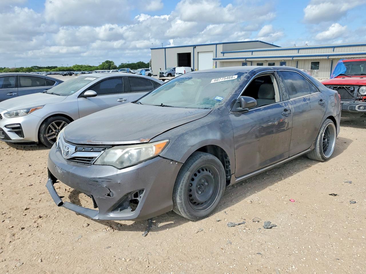 4T4BF1FK2ER427297 · 2014 TOYOTA CAMRY