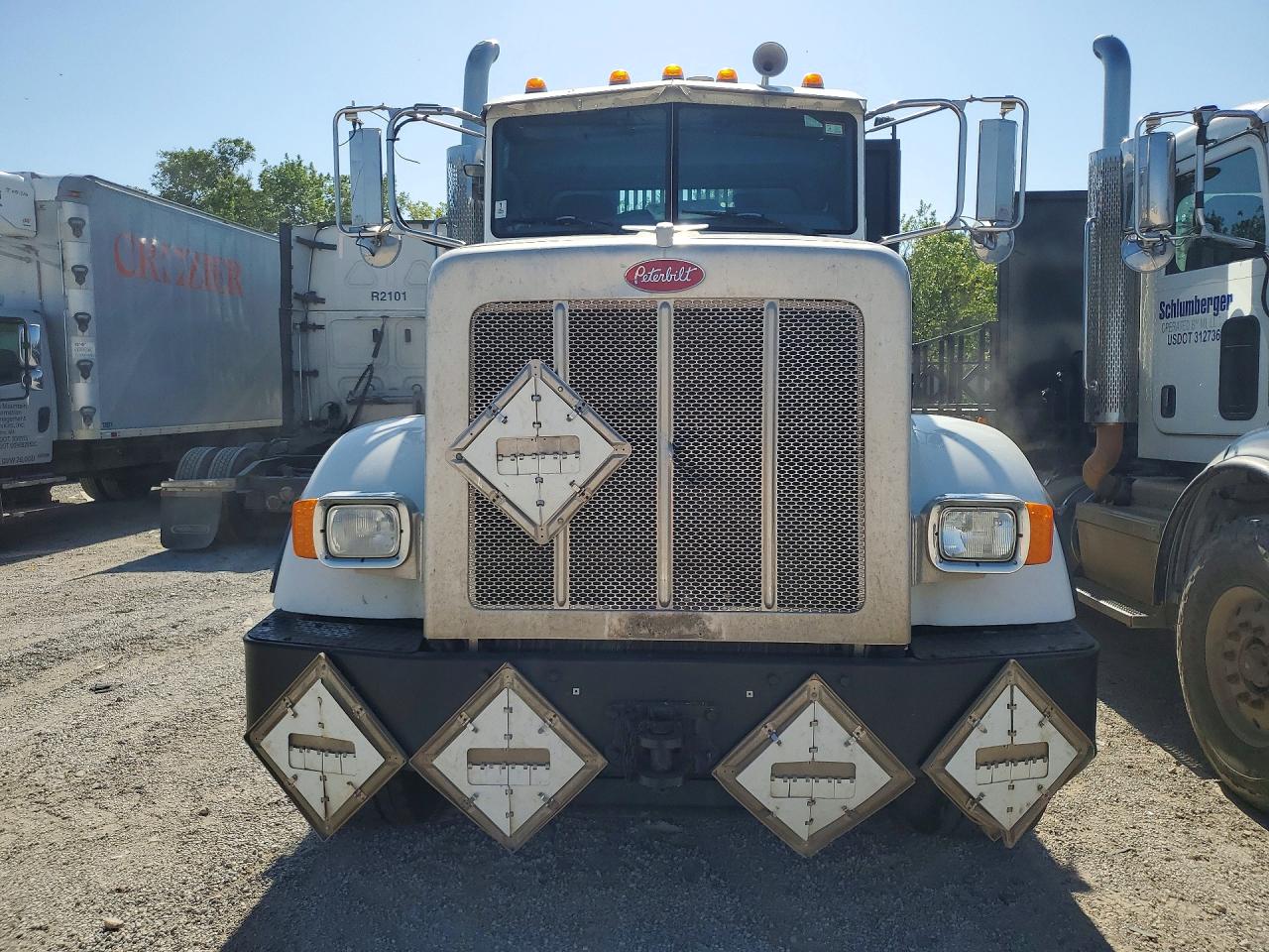 1NPSL70X4ED243163 · 2014 PETERBILT 365 · 5/13