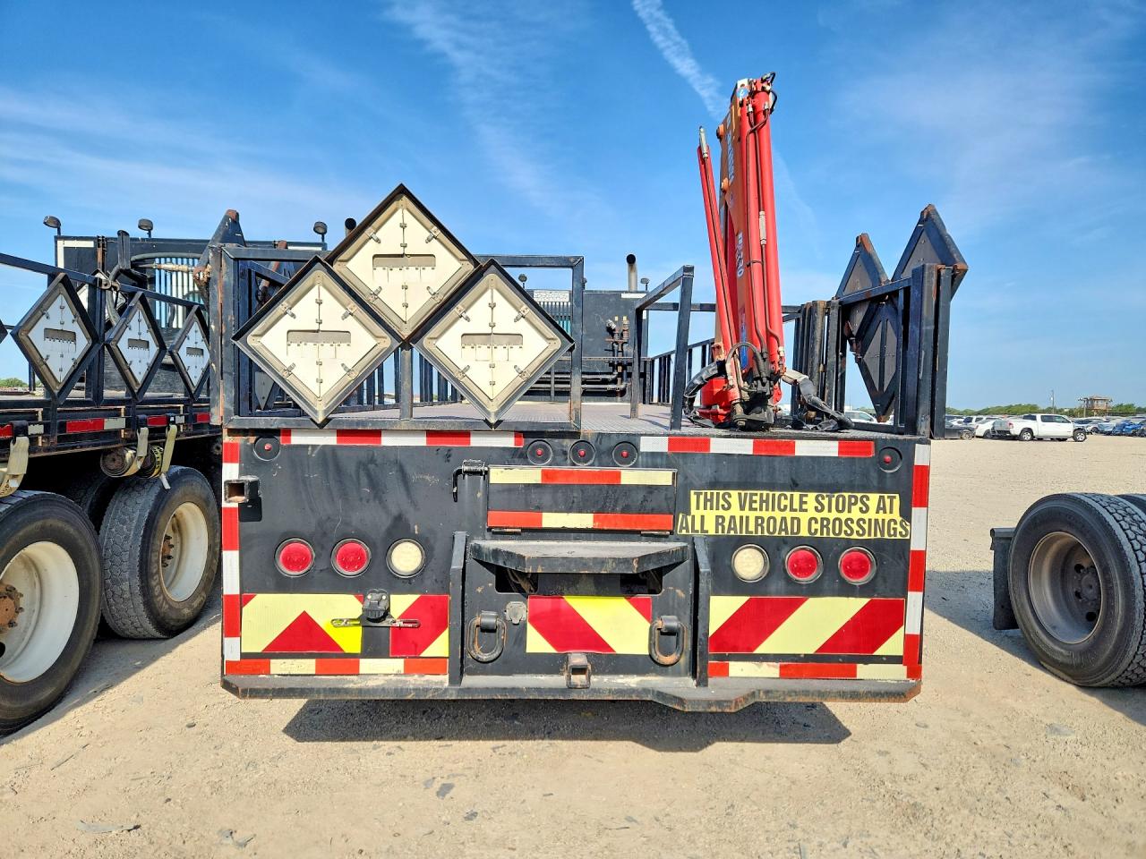 1NPSL70X4ED243163 · 2014 PETERBILT 365 · 6/13