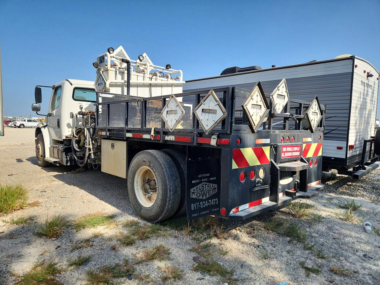 1FVACXDT1CDBD8980 · 2012 FREIGHTLINER M2 · 2/13