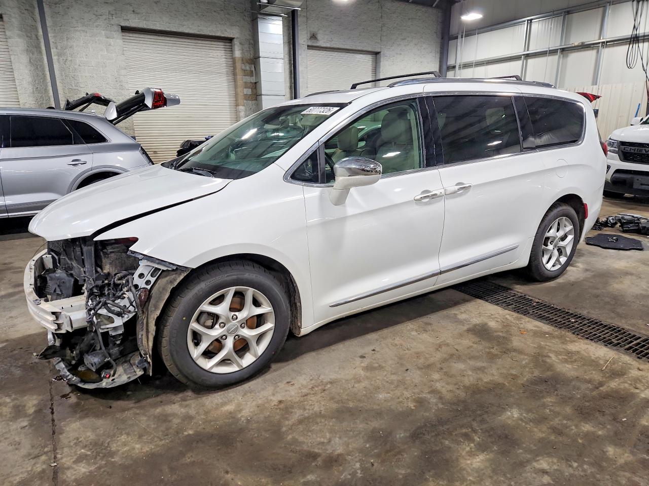 2C4RC1GG9LR114578 · 2020 CHRYSLER PACIFICA