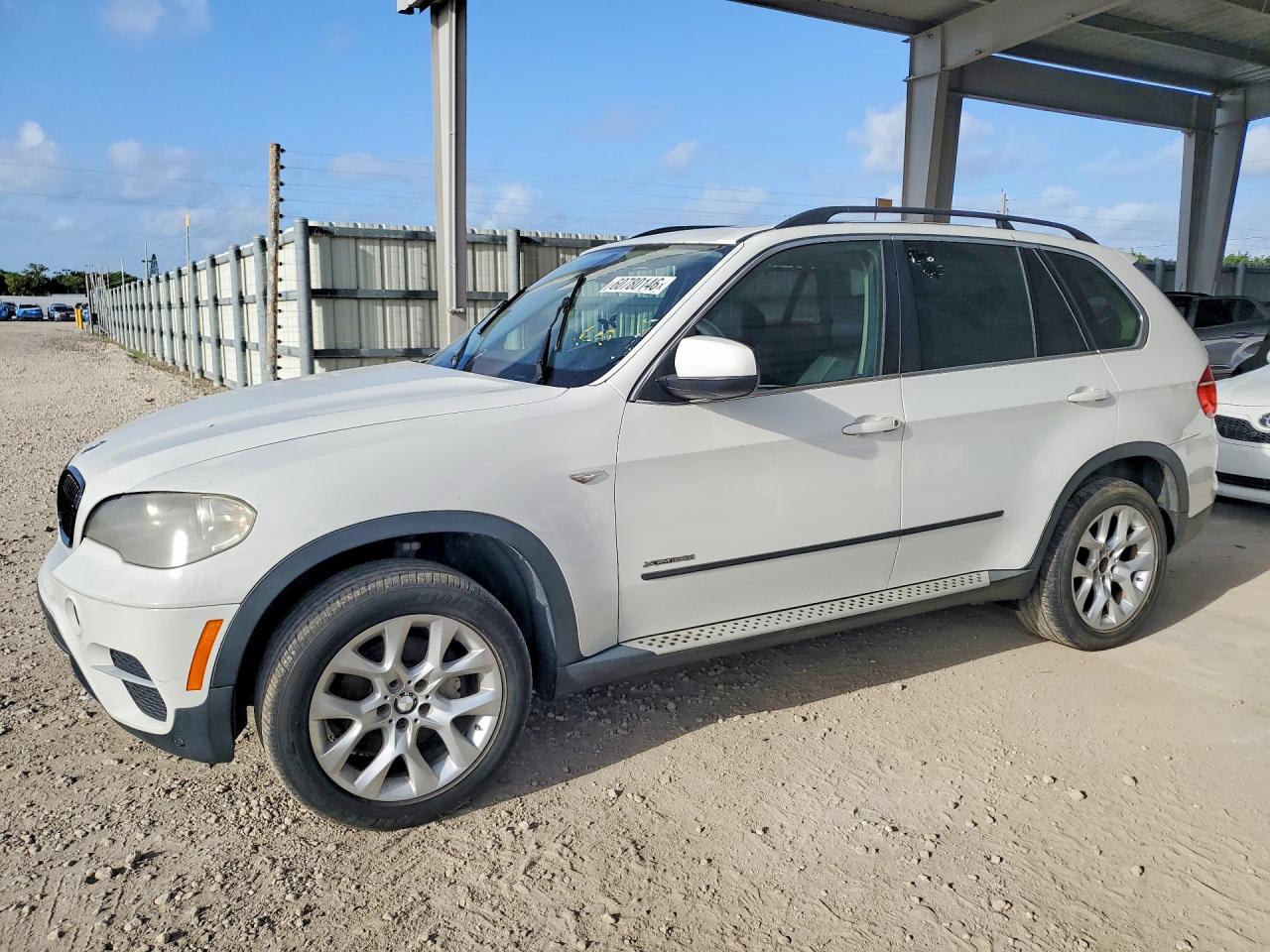 5UXZV4C53D0E13562 · 2013 BMW X5