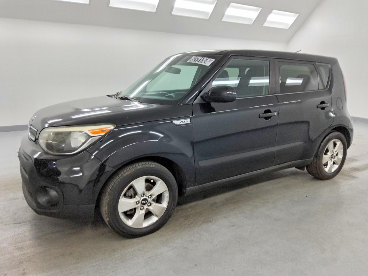 KNDJN2A28J7522076 · 2018 KIA SOUL